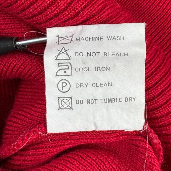 VTG Bogner Red Wool Blend Embroidered Crest Crown Deer Ski Sweater Size Large - Picture 10 of 13